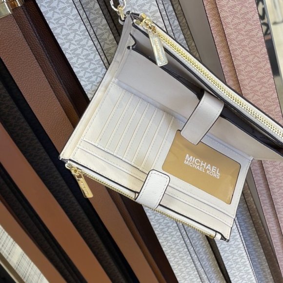 Michael Kors Jet Set Travel Large Double Zip Wristlet Wallet Light Cream Leather - Picture 16 of 16